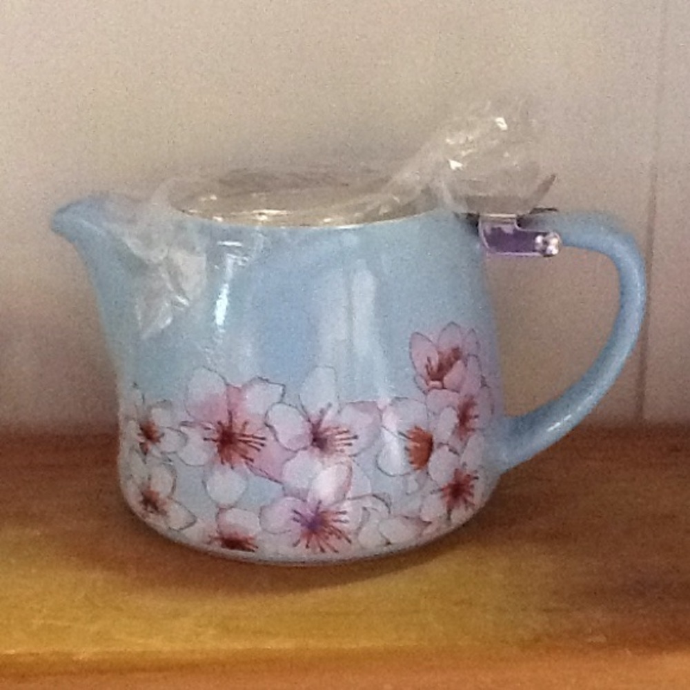 Alfred Teapot ceramic Fabfitfun